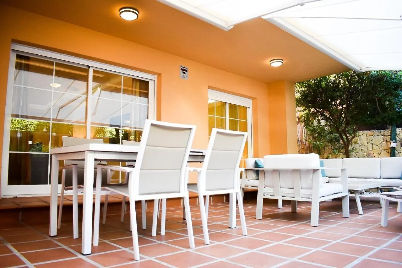Marbella Playa Residencial Con Piscina Apartment