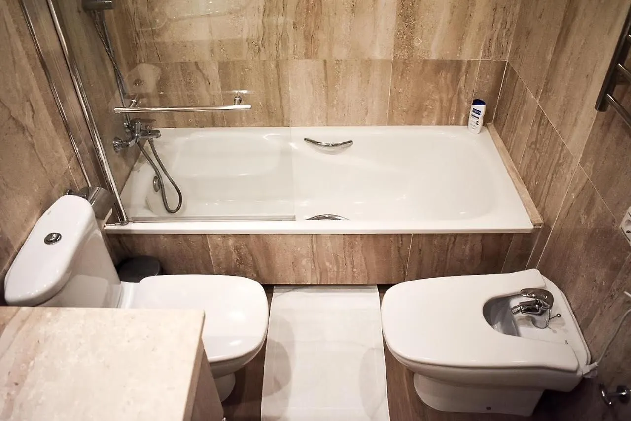 Marbella Playa Residencial Con Piscinaアパートメント