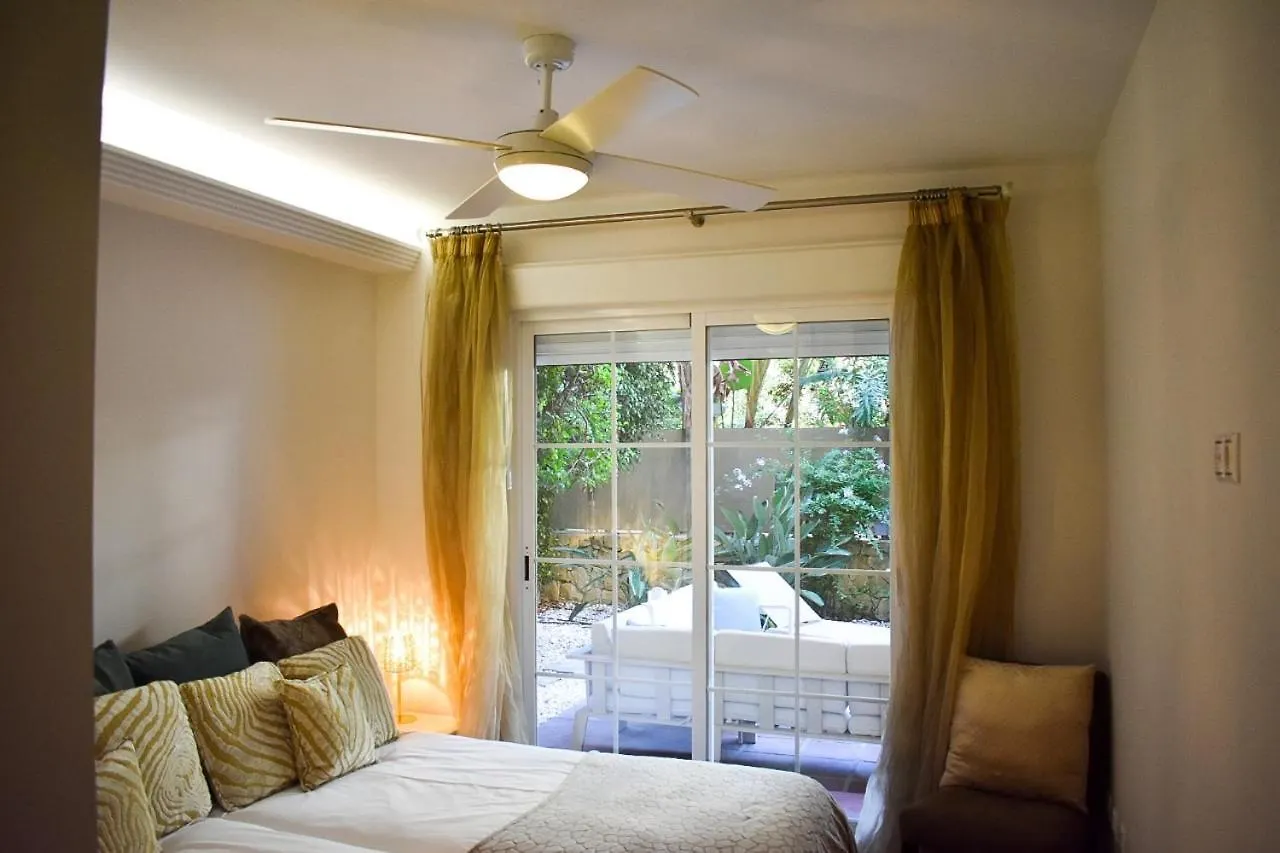 Marbella Playa Residencial Con Piscinaアパートメント 0*,  スペイン