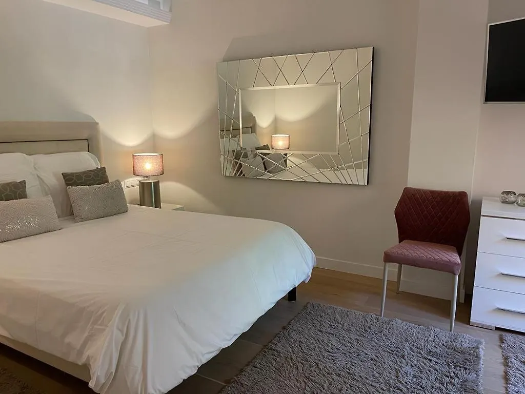 Marbella Playa Residencial Con Piscinaアパートメント スペイン