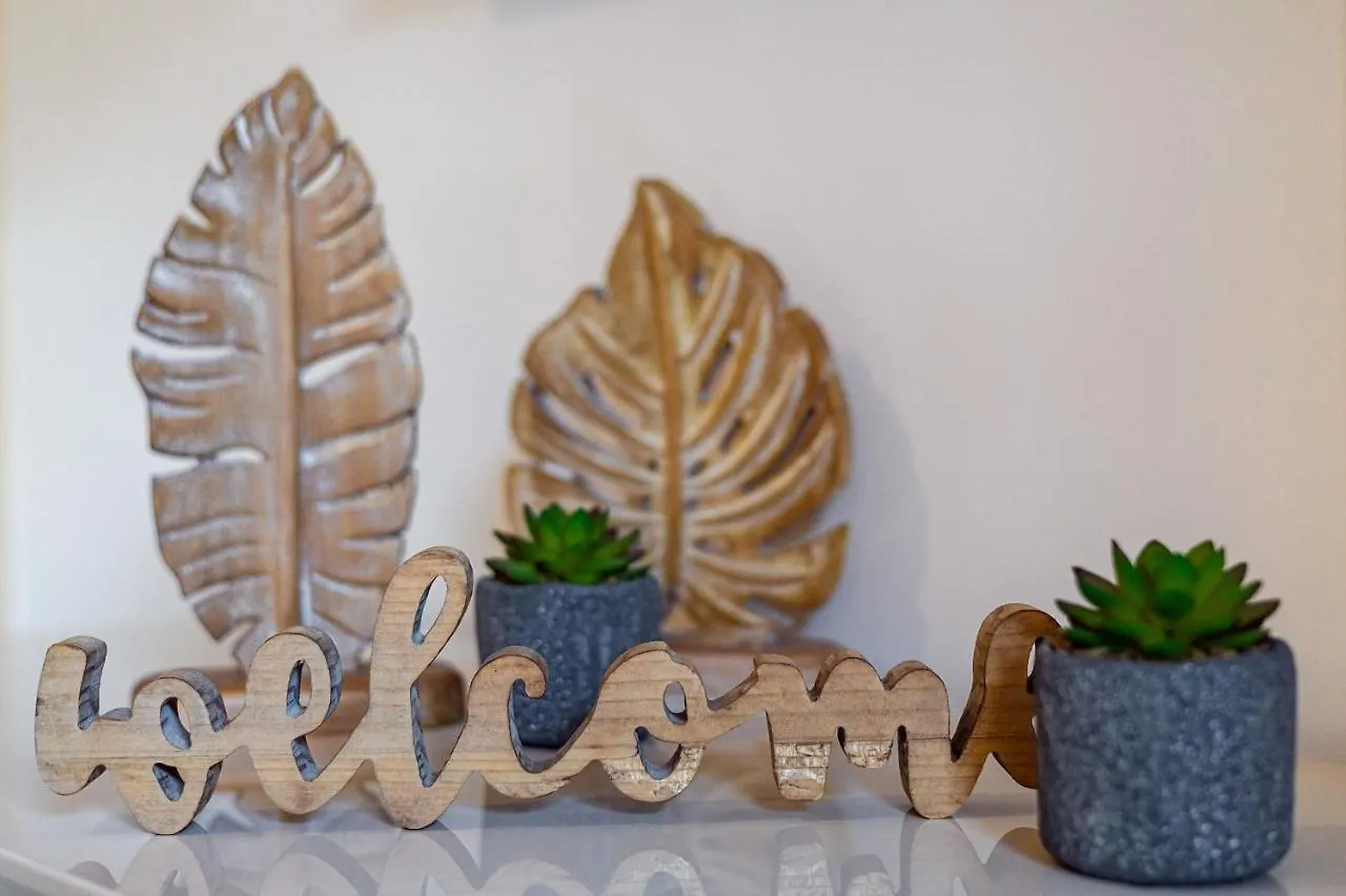 Marbella Playa Residencial Con Piscinaアパートメント 0*,  スペイン