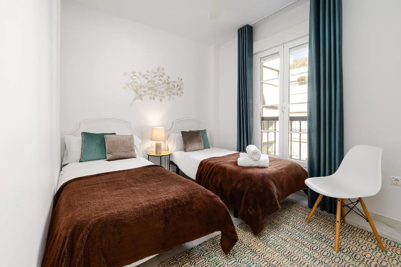 Marbella Playa Residencial Con Piscinaアパートメント 0*,  スペイン
